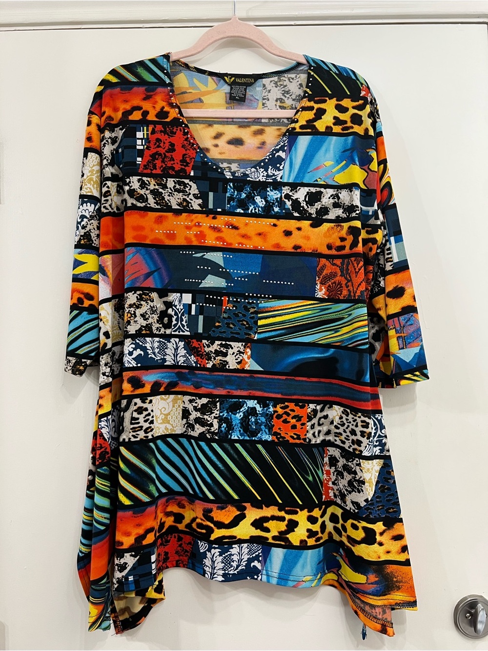 Valentina Abstract Animal Print Tunic Top Shirt Sharkbite Hem Artsy XL X-Large
